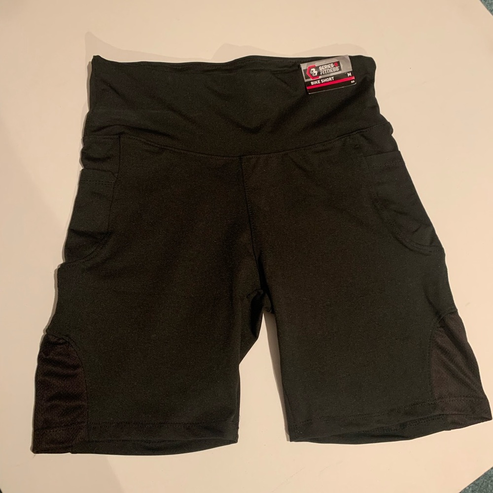 Bike shorts M series 8 fitness NWT